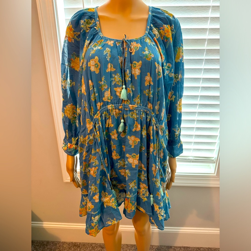 Adorable Free People size S blue floral long sleeve babydoll dress tunic NWT